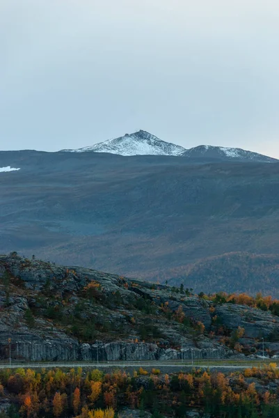 挪威芬马克Altafjorden周围的山脉 — 图库照片
