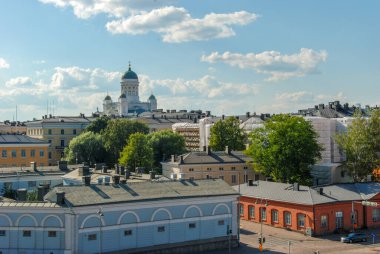 Tuomiokirkko Helsinki Katedrali 'nin manzarası, Helsinki Piskoposluğu' nun Fin Protestan katedrali.