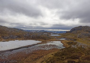 Baharda Mageroya Adası, Finnmark, Norveç 'in vahşi doğası.