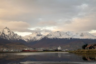 Ushuaia şehrinin manzarası, Tierra del Fuego, Arjantin