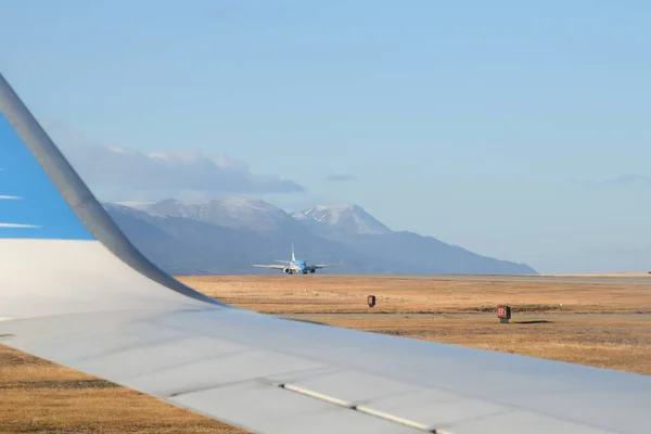 Planet Landar Ushuaias Flygplats — Stockfoto