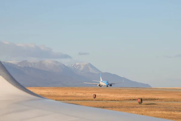 Planet Landar Ushuaias Flygplats — Stockfoto