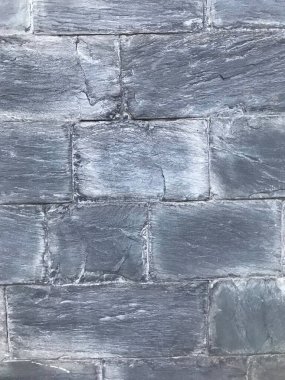 Bir kayanın dikdörtgen blokları