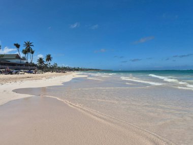 Punta Cana, Dominik Cumhuriyeti 'nde bir paradisial plajın manzarası