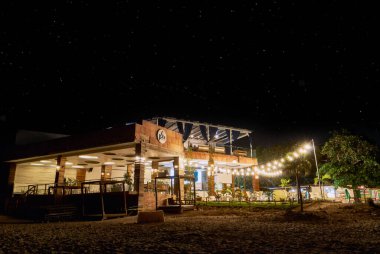 Şehrin gece manzarası