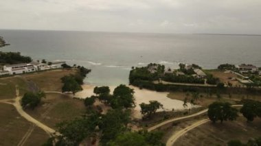 Sahil manzarası ve güzel deniz.