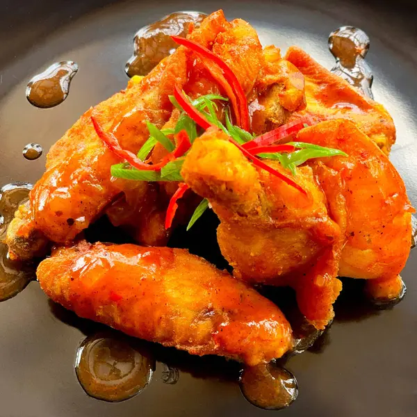 Barbekü soslu tavuk kanadı
