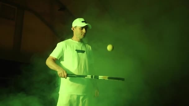 Joueur Tennis Avec Entraînement Raquette Sur Court Tennis Professionnel — Video