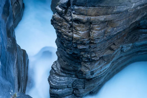 Cascata Rocce Fotografia Lunga Esposizione Fiume Veloce Cascata Sfondo Naturale — Foto Stock