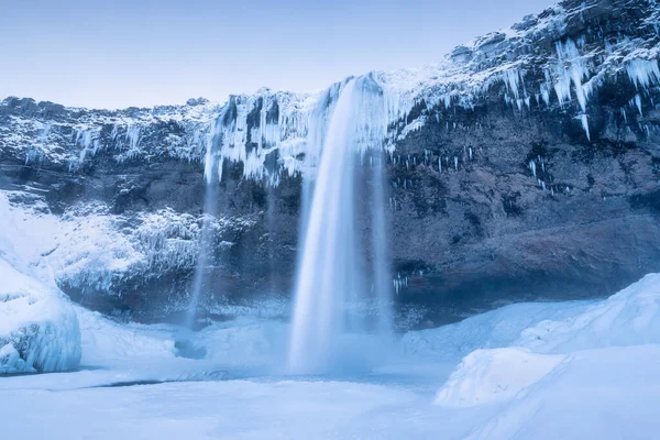 Seljalandsfoss Waterfall Iceland Icelandic Winter Landscape High Waterfall Rocks Snow — Stock Photo, Image