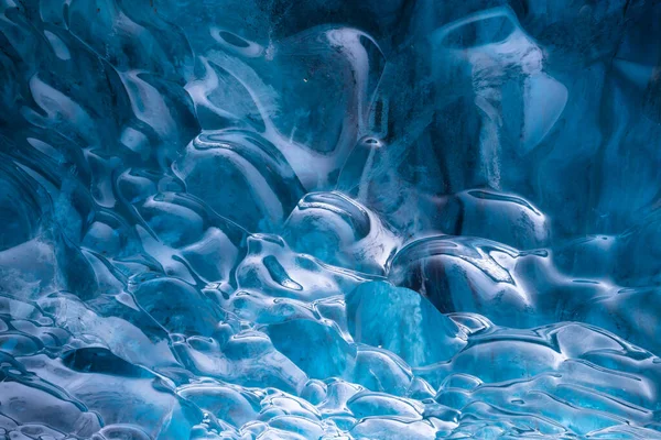 冰岛的冰洞 水晶冰洞 瓦纳霍库尔国家公园 作为背景的冰的内部视图 冰岛冬季景观 — 图库照片