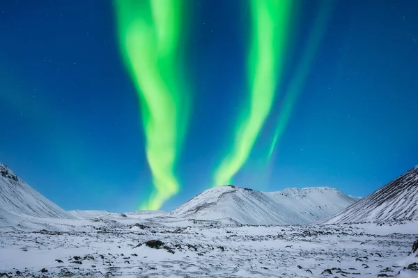 오로라 보레알리스 불빛과 자연이요 스칸디나비아 국가들 시간에 벽지에 — 스톡 사진
