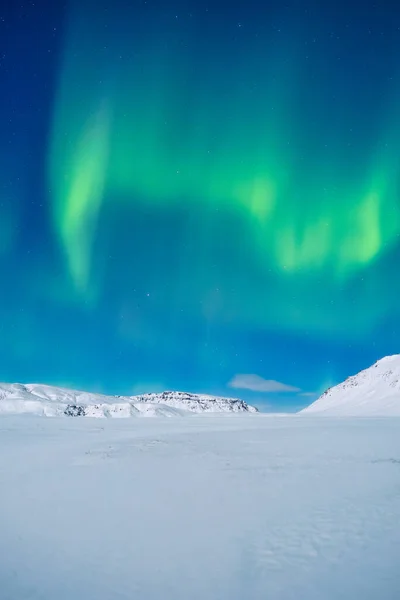Aurora Borealis Noorderlicht Heldere Lucht Natuur Scandinavische Landen Sneeuw Ijs — Stockfoto