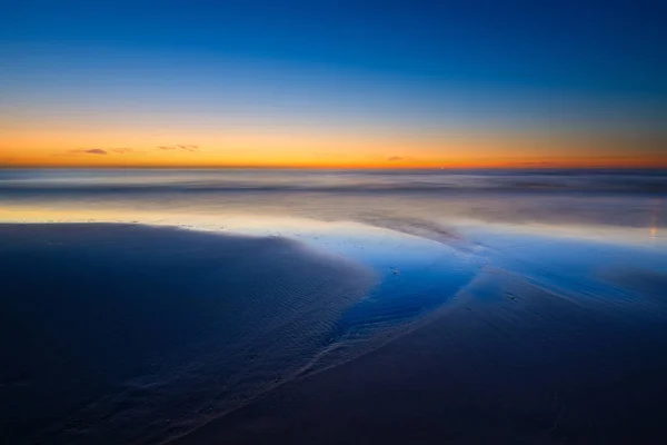 Seascape Sunset Sand Seashore Bright Sky Sunset Sandy Beach Low — Stock Photo, Image