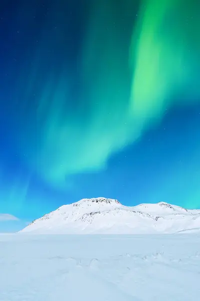 Аврора Бораліс Північне Сяйво Чисте Небо Природа Скандинавські Країни Сніг — стокове фото