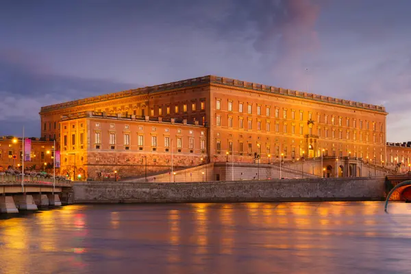 Стокгольм Швеція Вид Королівський Палац Столиця Швеції Міський Пейзаж Ввечері Стокова Картинка