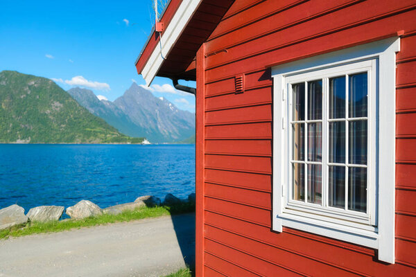 Traditional Scandinavian Houses Moss Roof Beautiful Mountain Lake Norway Nature Royalty Free Stock Images