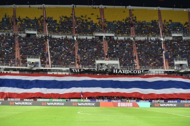 BANGKOK, THAILAND - 16 Kasım 2023: Dünya Kupası sırasında Çin ile Rajamangkala Stadyumu arasında oynanan karşılaşmada Büyük Bayrak 