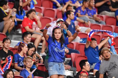 BANGKOK, THAILAND - 16th NOVEMBER, 2023: Tayland Dünya Kupası sırasında Tayland ile Tayland 'daki rajamangkala Stadyumu' nda Çin 'e karşı yapılan turnuvada destekleyici.