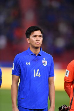 BANGKOK, THAILAND - 16. NOVEMBER, 2023: Pansa hemviboon # 14 Tayland Dünya Kupası 'nda Tayland ile Tayland arasında Tayland' daki rajamangkala Stadyumu 'nda oynanan karşılaşma sırasında