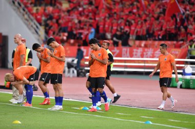 BANGKOK, THAILAND - 16th NOVEMBER, 2023: Tayland Dünya Kupası sırasında Tayland ile Tayland arasında Tayland 'daki rajamangkala Stadyumu' nda oynanan karşılaşma