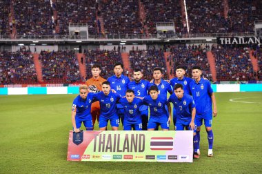 BANGKOK, THAILAND - 16th NOVEMBER, 2023: Tayland Dünya Kupası sırasında Tayland ile Tayland arasında Tayland 'daki rajamangkala Stadyumu' nda oynanan karşılaşma