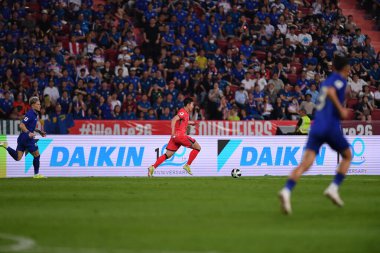 Bangkok, Tayland - 26 Mart 2024 - Tayland 'daki Rajamangkala Stadyumu' nda Tayland ile Güney Kore arasında oynanan Dünya Kupası sırasında Son Heung Min # 7 Güney Kore Oyuncusu.