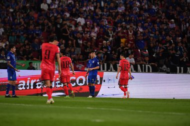 Bangkok, Tayland - 26 Mart 2024: Dünya Kupası sırasında Suphachok Sarachat # 7 Tayland Millî Futbol Takımı, Tayland 'daki Rajamangala Stadyumu' nda Güney Kore 'ye karşı mücadele etti.. 