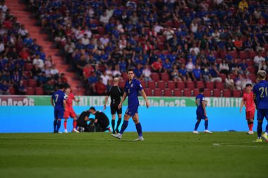 BANGKOK, THAILAND-26 MARCH, 2024: Thailand Dünya Kupası sırasında Tayland ile Tayland arasında Tayland rajamangkala Stadyumu 'nda oynanan 16 Numaralı Suphan Thongsong