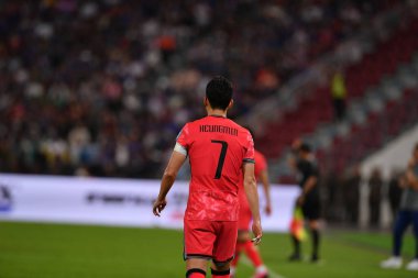 Bangkok, Tayland - 26 Mart 2024 - Tayland 'daki Rajamangkala Stadyumu' nda Tayland ile Güney Kore arasında oynanan Dünya Kupası sırasında Son Heung Min # 7 Güney Kore Oyuncusu.