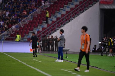 Bangkok, Tayland - 26 Mart 2024: Tayland Dünya Kupası sırasında Güney Kore ile Rajamangkala Stadyumu 'nda oynanan karşılaşmada Güney Koreli Hwang Sun Hong