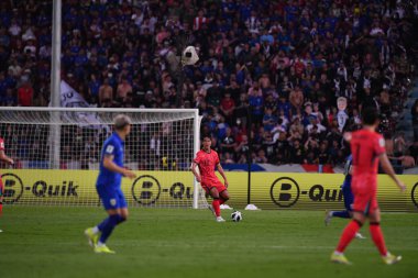 BANGKOK, THAILAND-26 MARCH, 2024: Kim Young-Gwon # 19 Güney Kore Futbolcusu Dünya Kupası sırasında Tayland ile Güney Kore arasındaki rajamangkala Stadyumu, Tayland