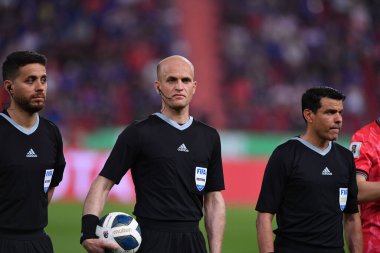 BANGKOK, THAILAND-26 MARCH, 2024: Dünya Kupası sırasında hakem takımı Tayland ile Güney Kore arasında Rajamangkala Stadyumu, Tayland