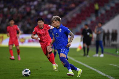 BANGKOK, THAILAND-26 MARCH, 2024: Tayland Dünya Kupası sırasında Tayland ile Tayland arasında oynanan 21 numaralı Supphanan Burirat