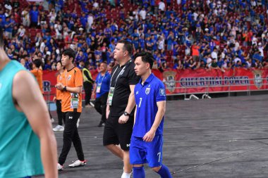 Bangkok - Tayland - 26 Mart 2024 - Tayland Dünya Kupası sırasındaki Tayland oyuncuları, Tayland 'daki Rajamangkala Stadyumu' nda Güney Kore ile karşılaştı.