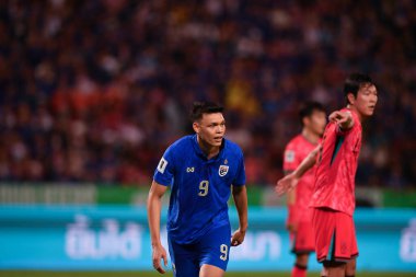 BANGKOK, THAILAND-26 MARCH, 2024: Suphachai Jaided # 9 numaralı Tayland Kupası sırasında Tayland ile Güney Kore arasındaki rajamangkala stadyumu, Tayland