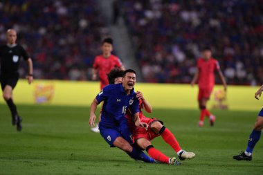 BANGKOK, THAILAND-26 MARCH, 2024: Thailand Dünya Kupası sırasında Tayland ile Tayland arasında Tayland rajamangkala Stadyumu 'nda oynanan 16 Numaralı Suphan Thongsong