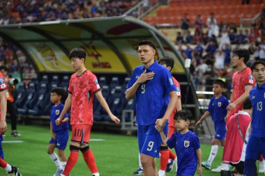 BANGKOK, THAILAND-26 MARCH, 2024: Suphachai Jaided # 9 numaralı Tayland Kupası sırasında Tayland ile Güney Kore arasındaki rajamangkala stadyumu, Tayland