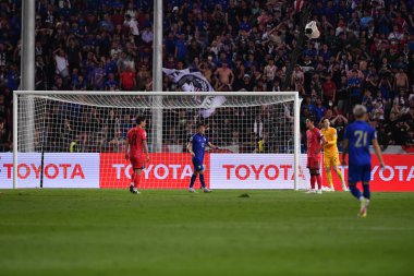 BANGKOK, THAILAND-26 MARCH, 2024: Jaroensak Wonggorn # 13 Tayland Kupası sırasında Tayland ile Güney Kore arasındaki rajamangkala stadyumu, Tayland