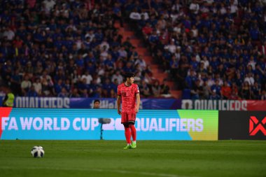 BANGKOK, THAILAND-26 MARCH, 2024: Lee Kangin # 18 Güney Kore Futbolcusu Dünya Kupası sırasında Tayland ile Güney Kore arasında rajamangkala Stadyumu, Tayland