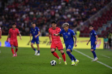 Bangkok - Tayland - 26 Mart 2024 - Tayland Dünya Kupası sırasındaki Tayland oyuncuları, Tayland 'daki Rajamangkala Stadyumu' nda Güney Kore ile karşılaştı.