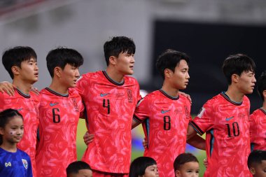 Bangkok - Tayland - 26 Mart 2024 - Dünya Kupası sırasında Güney Kore 'nin oyuncuları Tayland' daki Rajamangkala Stadyumu 'nda Güney Kore ile karşılaştı.