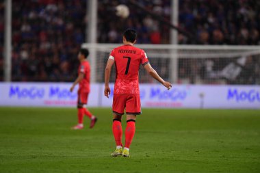 Bangkok, Tayland - 26 Mart 2024 - Tayland 'daki Rajamangkala Stadyumu' nda Tayland ile Güney Kore arasında oynanan Dünya Kupası sırasında Son Heung Min # 7 Güney Kore Oyuncusu.