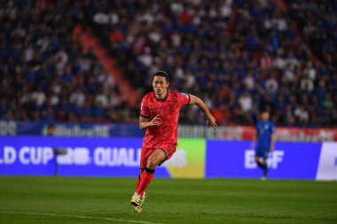 Bangkok, Tayland - 26 Mart 2024 - Dünya Kupası sırasında Güney Kore 'nin Cho Gue Sung # 9. Oyuncusu Rajamangkala Stadyumu' nda Güney Kore 'ye karşı mücadele etti.