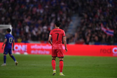 Bangkok, Tayland - 26 Mart 2024 - Tayland 'daki Rajamangkala Stadyumu' nda Tayland ile Güney Kore arasında oynanan Dünya Kupası sırasında Son Heung Min # 7 Güney Kore Oyuncusu.