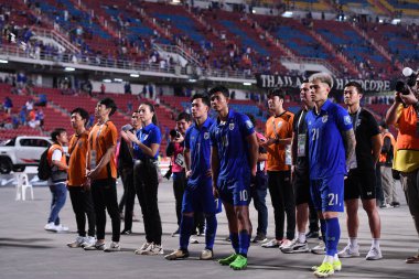 Bangkok - Tayland - 26 Mart 2024 - Tayland Dünya Kupası sırasındaki Tayland oyuncuları, Tayland 'daki Rajamangkala Stadyumu' nda Güney Kore ile karşılaştı.