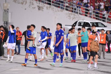 Bangkok - Tayland - 26 Mart 2024 - Tayland Dünya Kupası sırasındaki Tayland oyuncuları, Tayland 'daki Rajamangkala Stadyumu' nda Güney Kore ile karşılaştı.