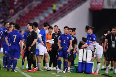 Bangkok - Tayland - 26 Mart 2024 - Tayland Dünya Kupası sırasındaki Tayland oyuncuları, Tayland 'daki Rajamangkala Stadyumu' nda Güney Kore ile karşılaştı.