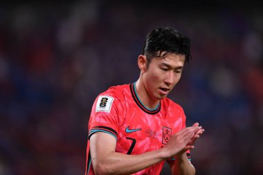 Bangkok, Tayland - 26 Mart 2024 - Tayland 'daki Rajamangkala Stadyumu' nda Tayland ile Güney Kore arasında oynanan Dünya Kupası sırasında Son Heung Min # 7 Güney Kore Oyuncusu.