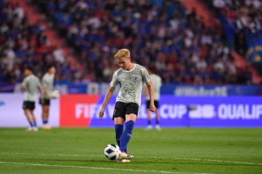 Bangkok, Tayland - 26 Mart 2024: Tayland Dünya Kupası 'nda Tayland ile Tayland arasında oynanan Rajamangkala Stadyumu' nda oynanan 3 Numaralı Theerathon Bunmathan